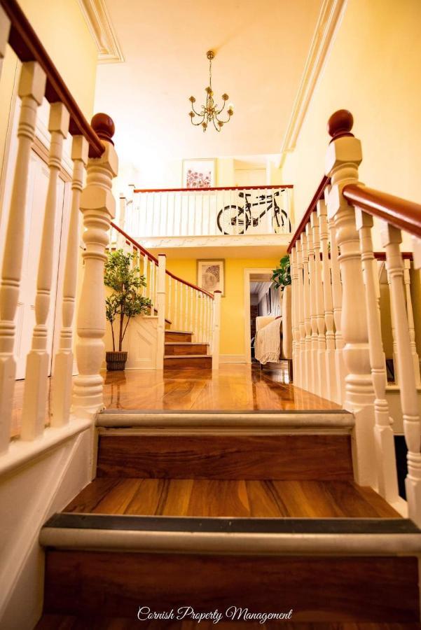 River Street Apartments Truro Luaran gambar