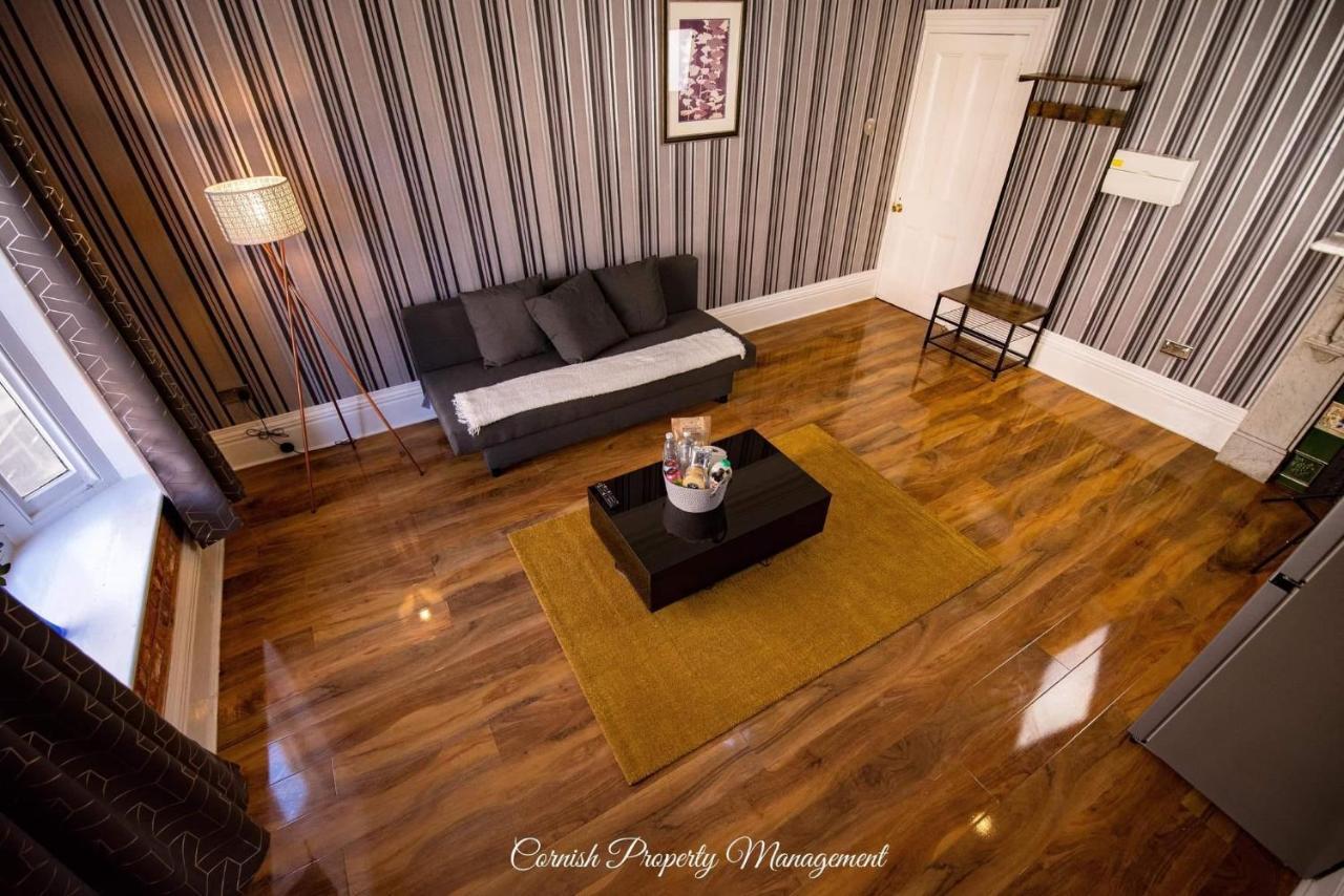 River Street Apartments Truro Luaran gambar